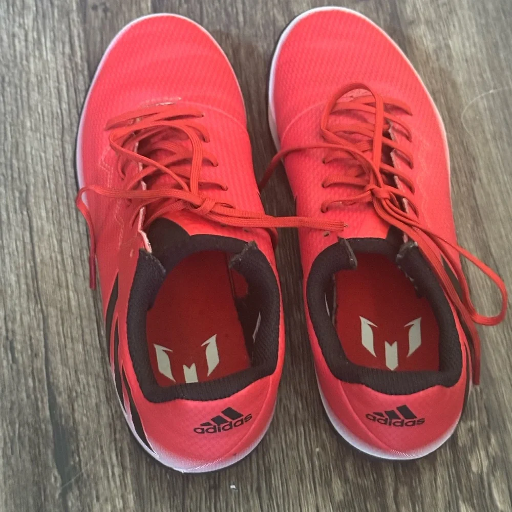 adidas Red and Black Shoes - Picture 2 of 4